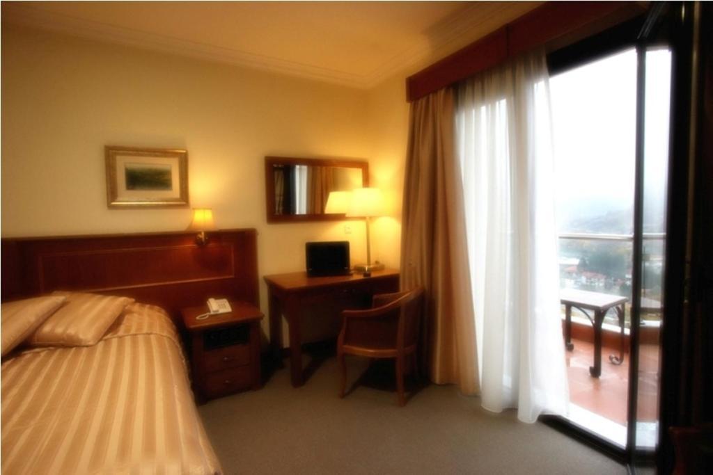 Afkos Grammos Boutique Hotel Resort Nestorion Chambre photo